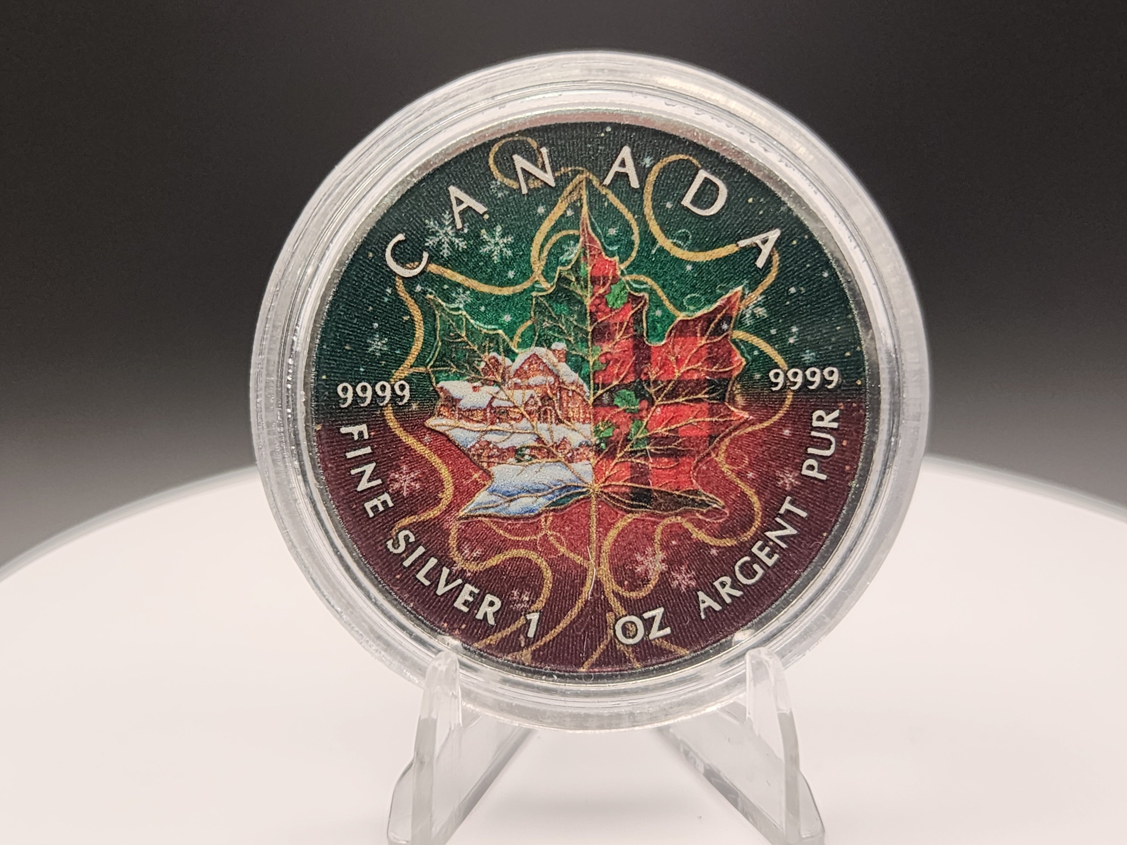 2025 Canadian Christmas Maple 1oz .9999 Silver Colorized Coin - Mintage 199
