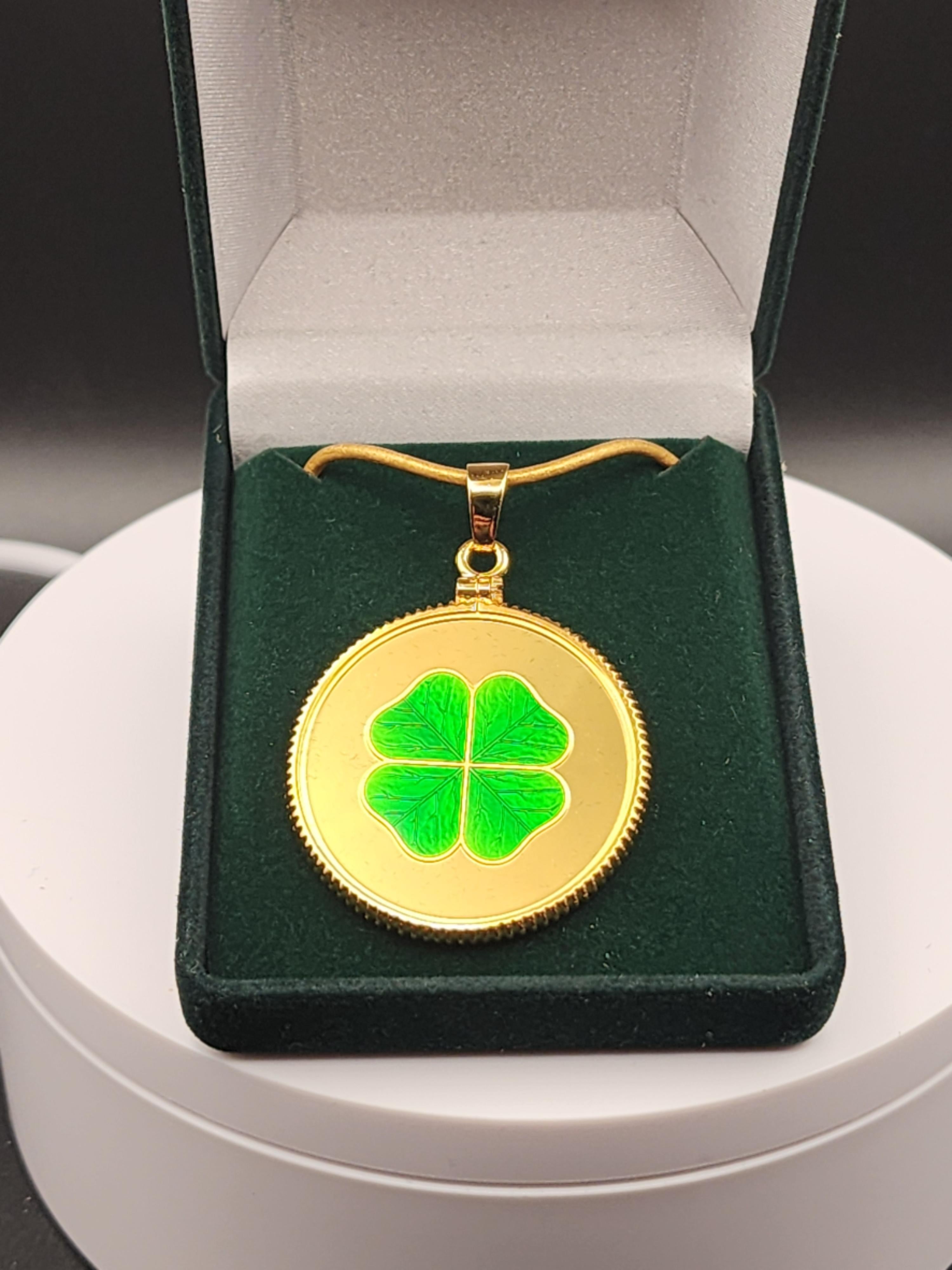 2026 Niue 4 Leaf Clover Pendant 10-gram .999 Silver 24K Gold Plated Coin