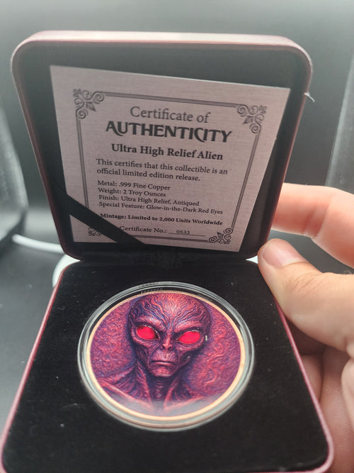 2026 2 oz Copper UHR Red Alien GID Eyes Beautiful LIMITED w/Box & COA