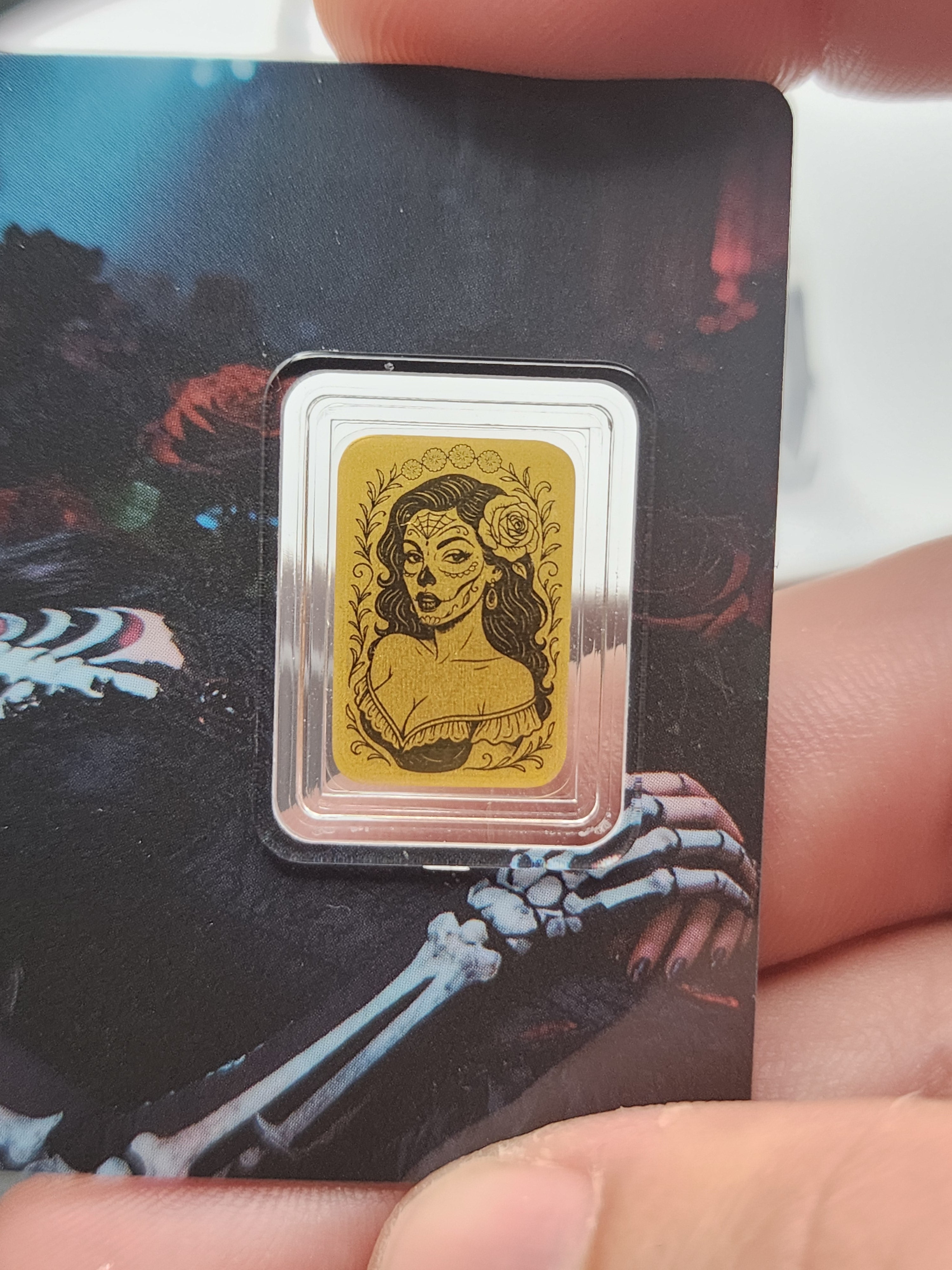 2026 Liberia Dia De Los Muertos Roses 1/1000 oz .9999 Gold Coin in Card