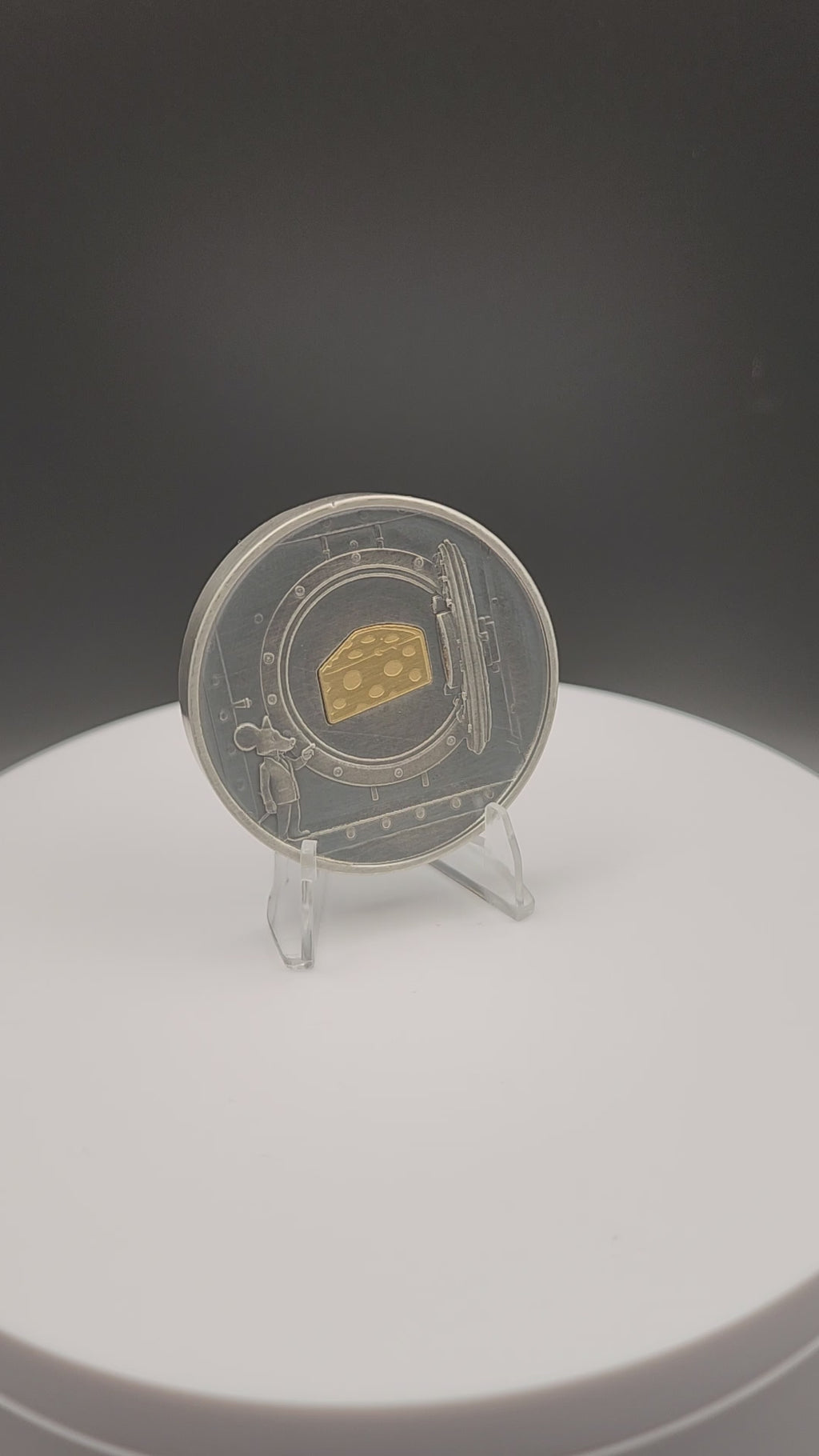 TD Mint BIG O & Mouse Exclusive 2oz Silver & 1g Gold Cheese Vault Art Round