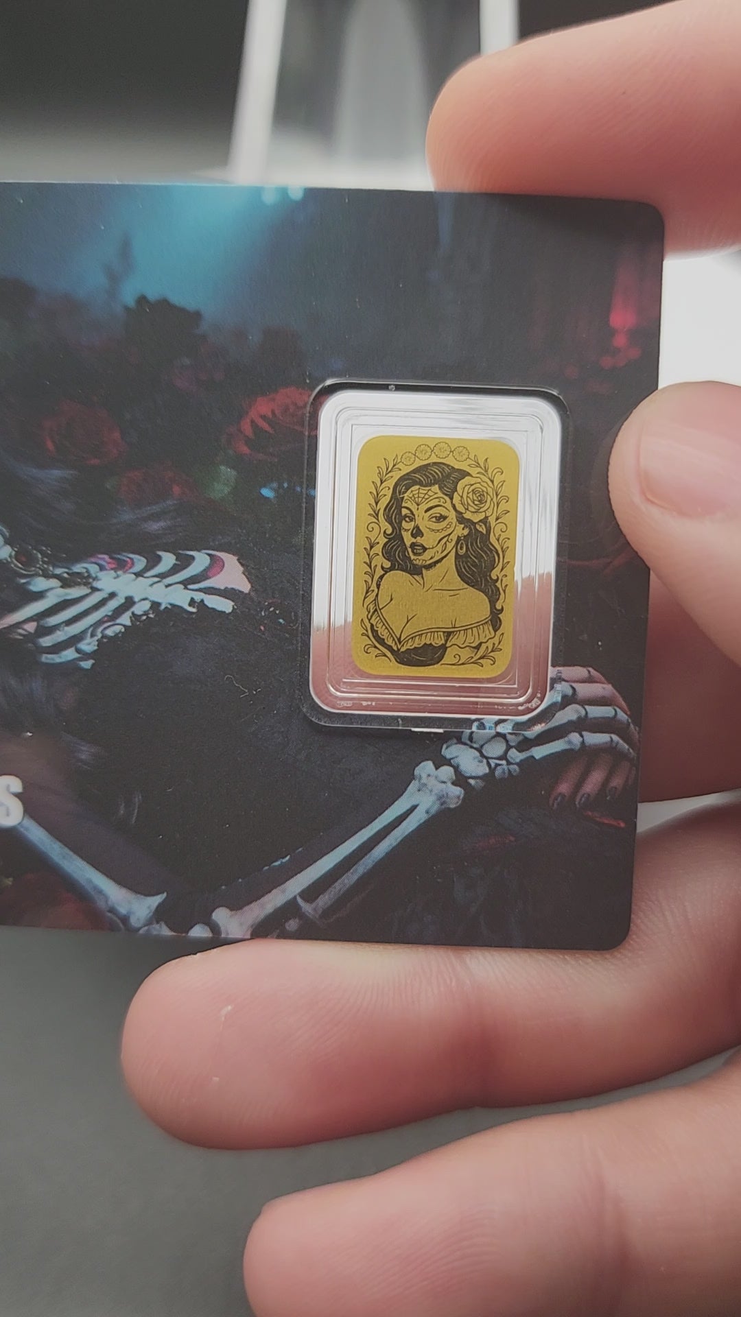 2026 Liberia Dia De Los Muertos Roses 1/1000 oz .9999 Gold Coin in Card